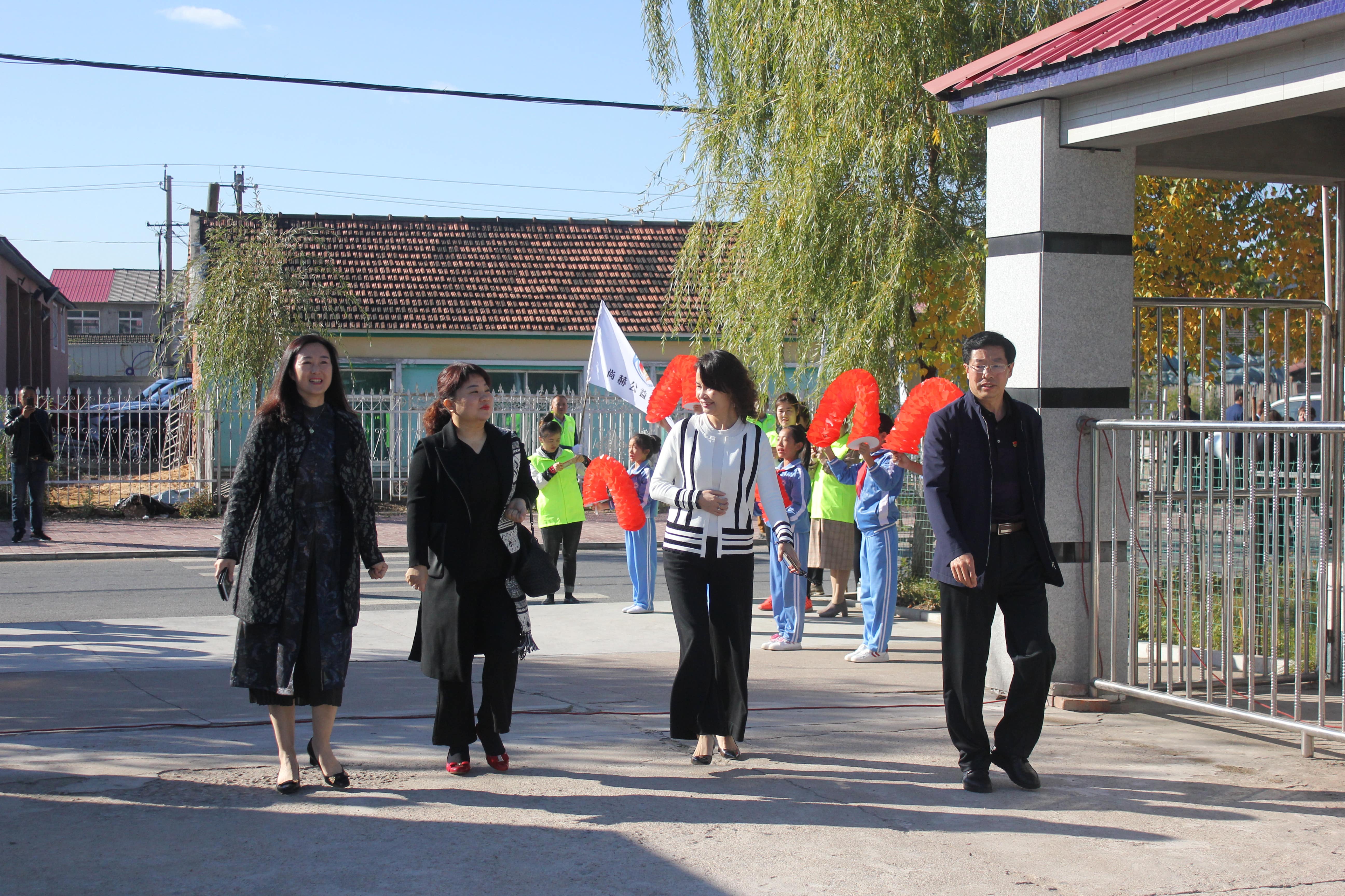 第173所 辽源市东丰县小四平镇AK官方网页版肖红飞小学