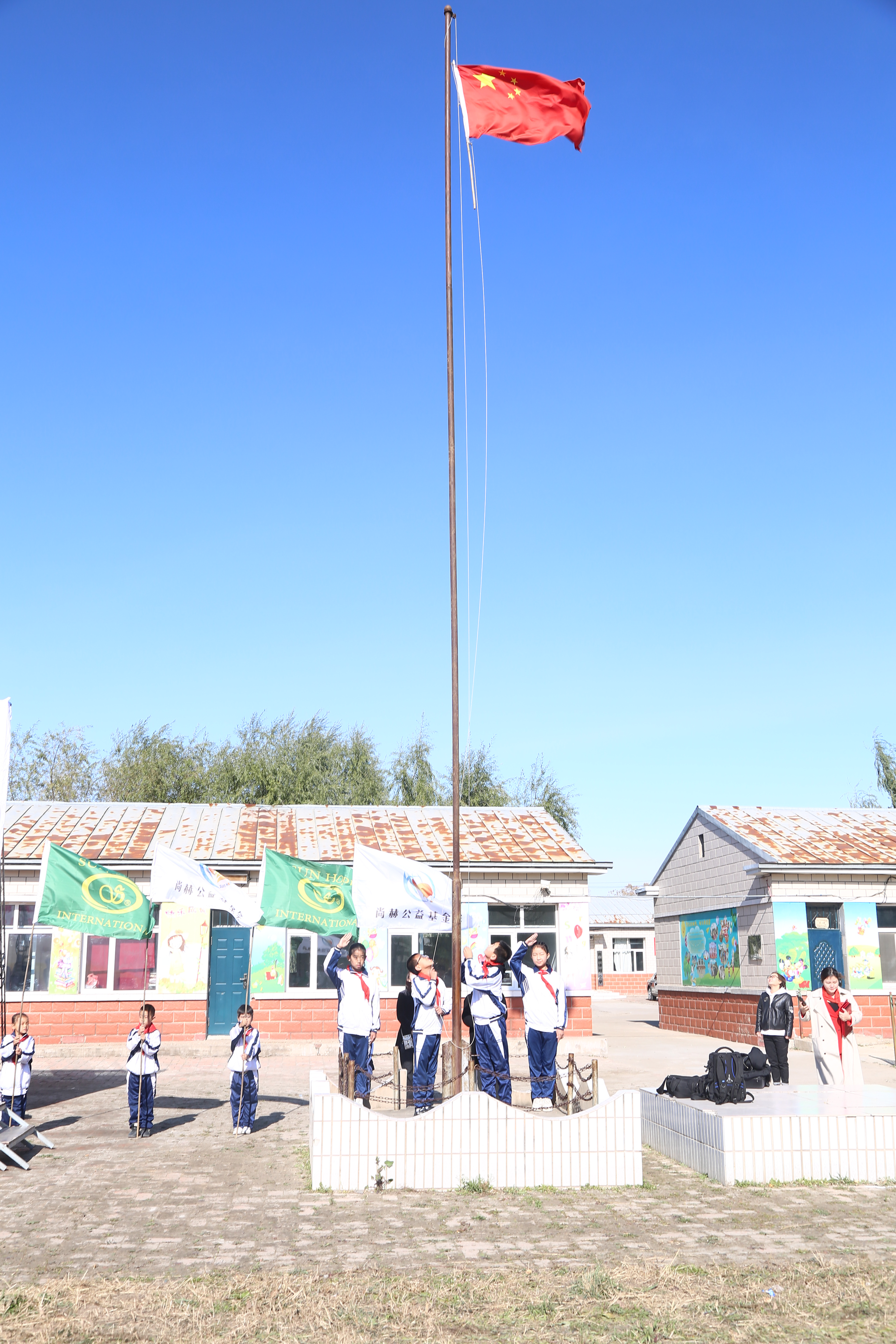 第194所 杜尔伯特蒙古族自治县铁东AK官方网页版徐超小学