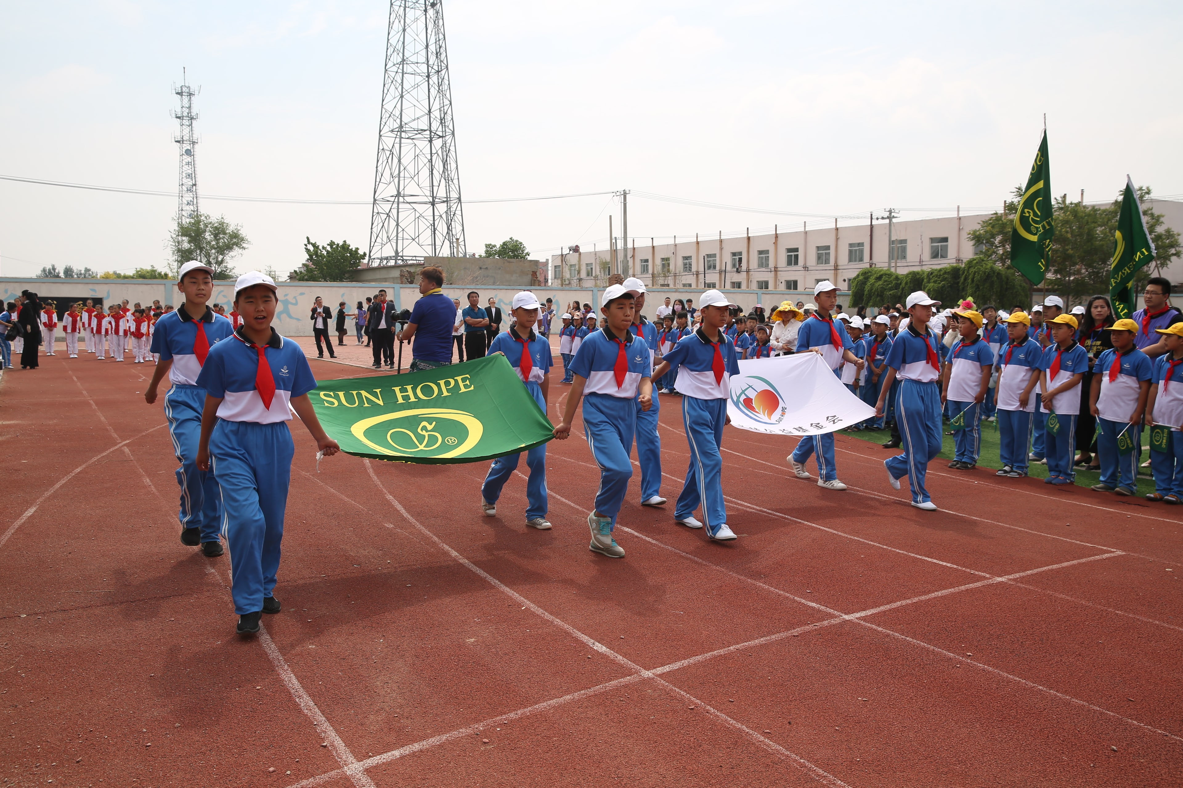 第98所 阜新市彰武县二道河子AK官方网页版佟玲小学