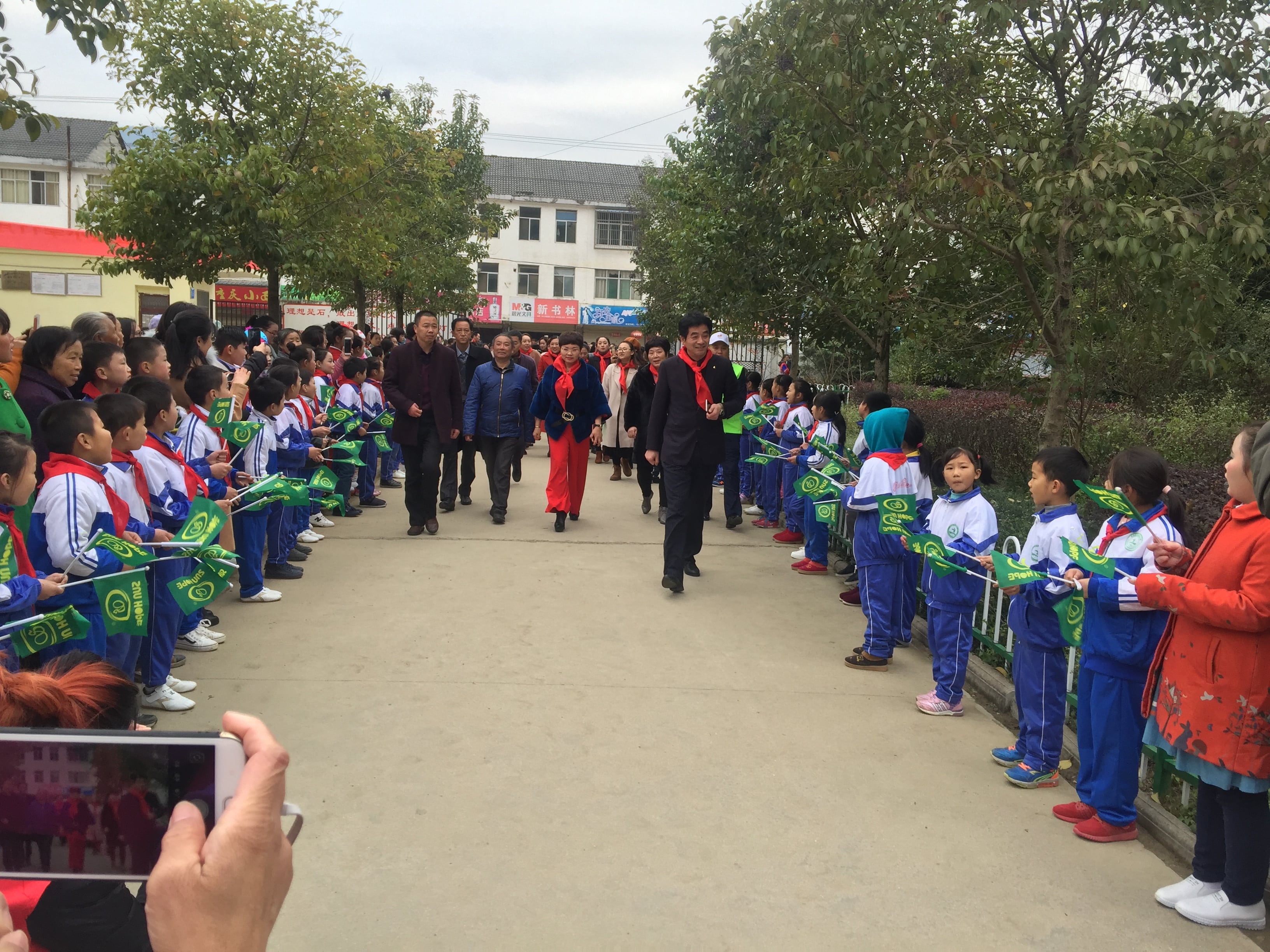 第132所 安庆市岳西县菖蒲AK官方网页版程解勤小学