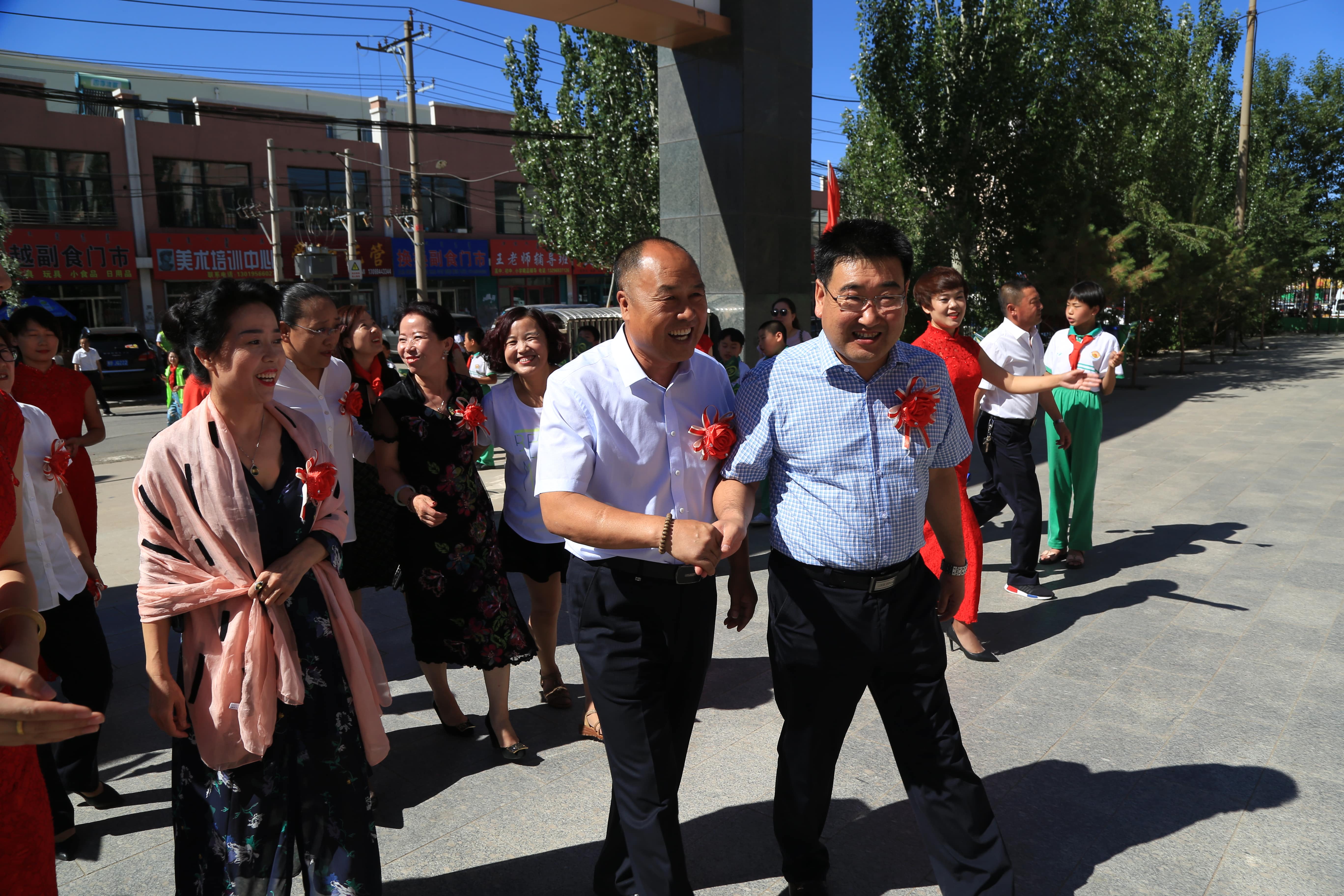 第157所 固阳县团结巷AK官方网页版刘金萍小学