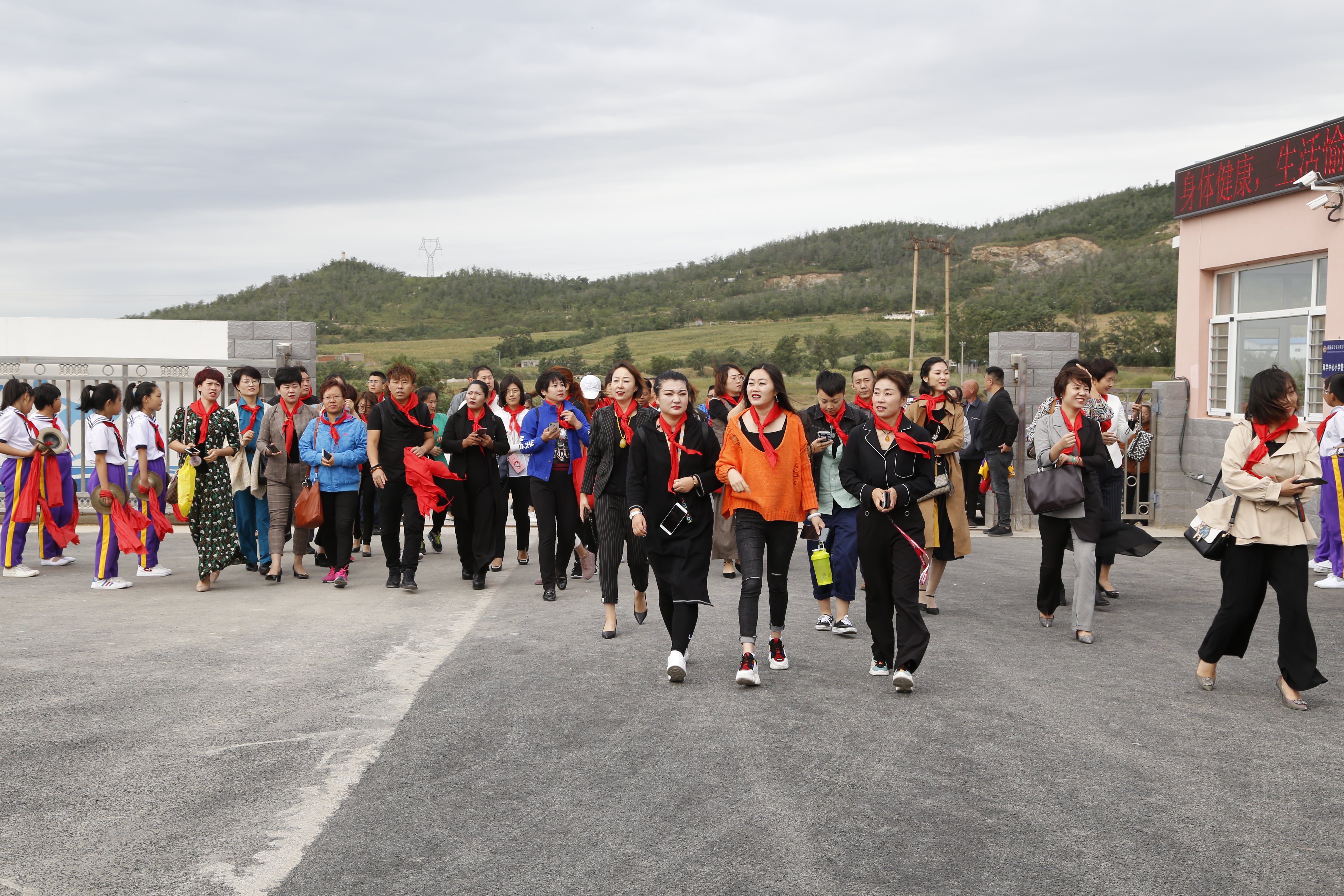 第163所 凌海市双羊镇AK官方网页版孙翔宇小学